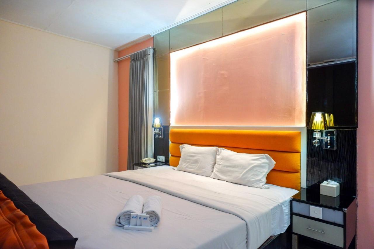 Sans Hotel International Surabaya Gubeng Exterior foto
